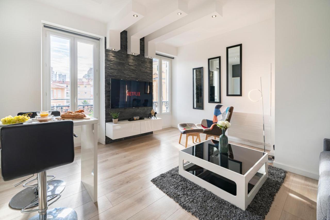 Frontiere Monaco, Appartement Renove Entierement - Ag Beausoleil Bagian luar foto